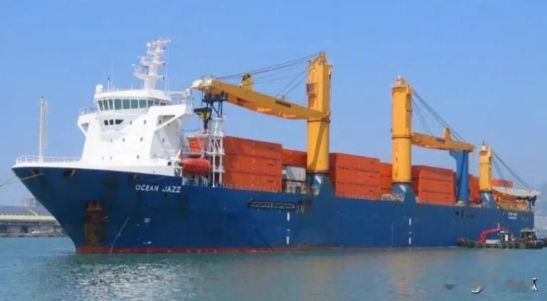 美国被胡塞武装袭击的运输船“海洋爵士”号，几乎是正儿八经的军方运输船，至少也是长