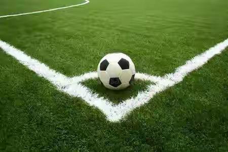 足球角球不是没有越位！只是从发出角球到第一个球员触球这段时间属于越位豁免场景，不