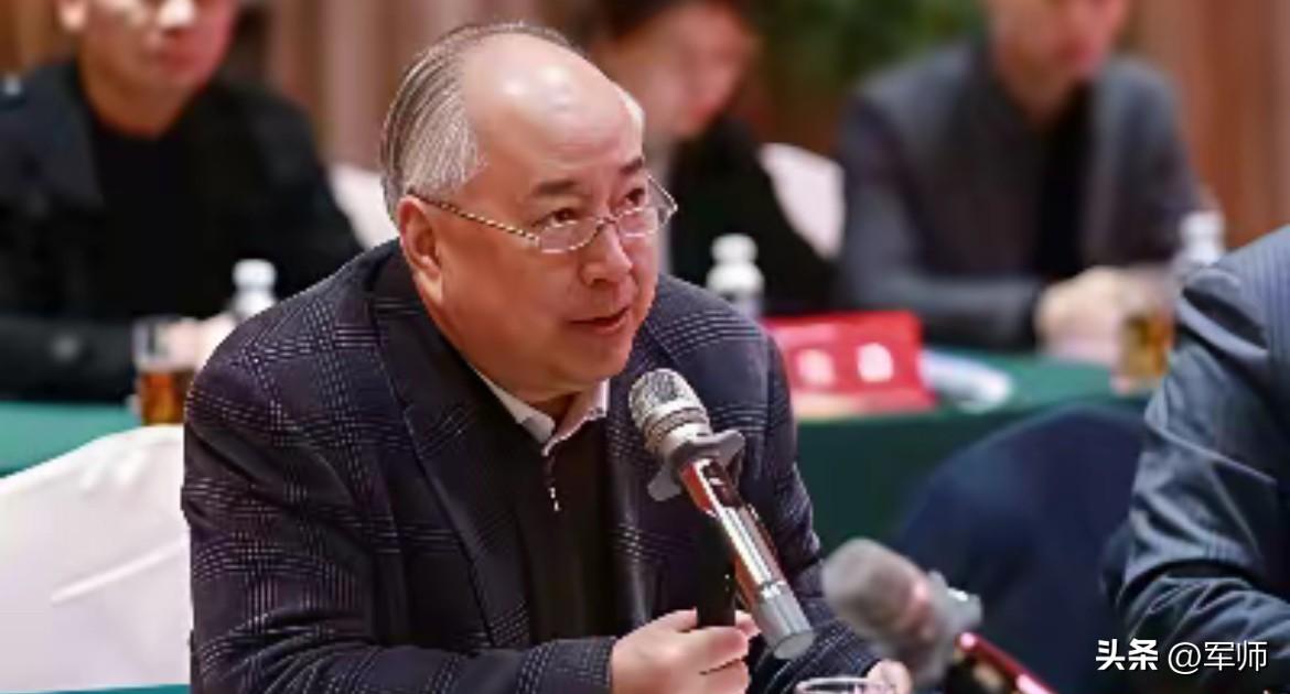 中国科学院院士”姜伯驹语出惊人：“不是别人要卡我们的脖子，而是我们的教育困住了自