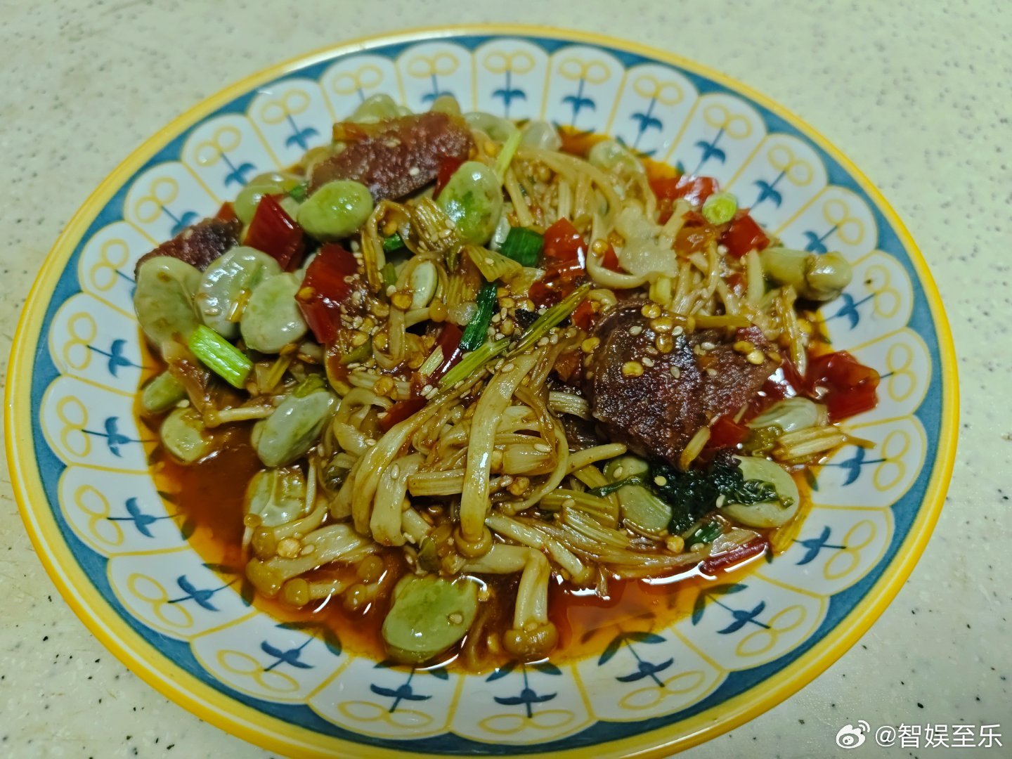 吃时，千方百计，巴不得势吞江河。称时，去衣除水，恨不能排山倒海。好久没发明新菜了