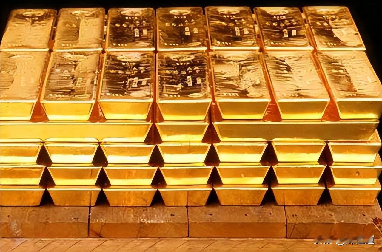 25年来最快速度抛金：俄罗斯"压箱底"的最后一道防线

 俄罗斯现老百姓152亿