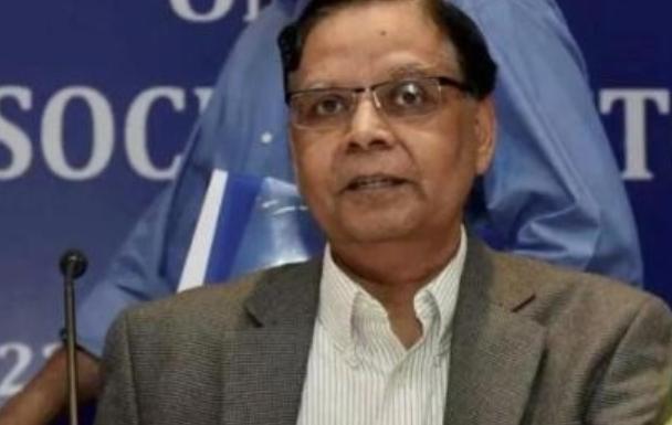 不妙！印度竟开始自我反思了。
 
印度经济学家帕纳加利亚直言，印度原本有机会在2