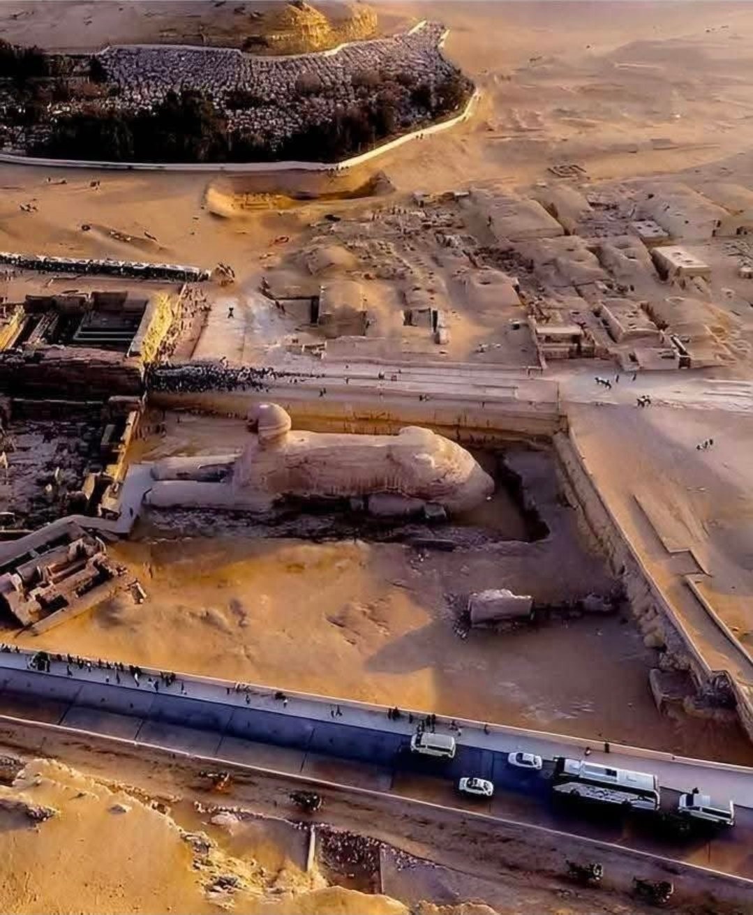 难怪没人航拍埃及的狮身人面像，航拍看的太丑了 