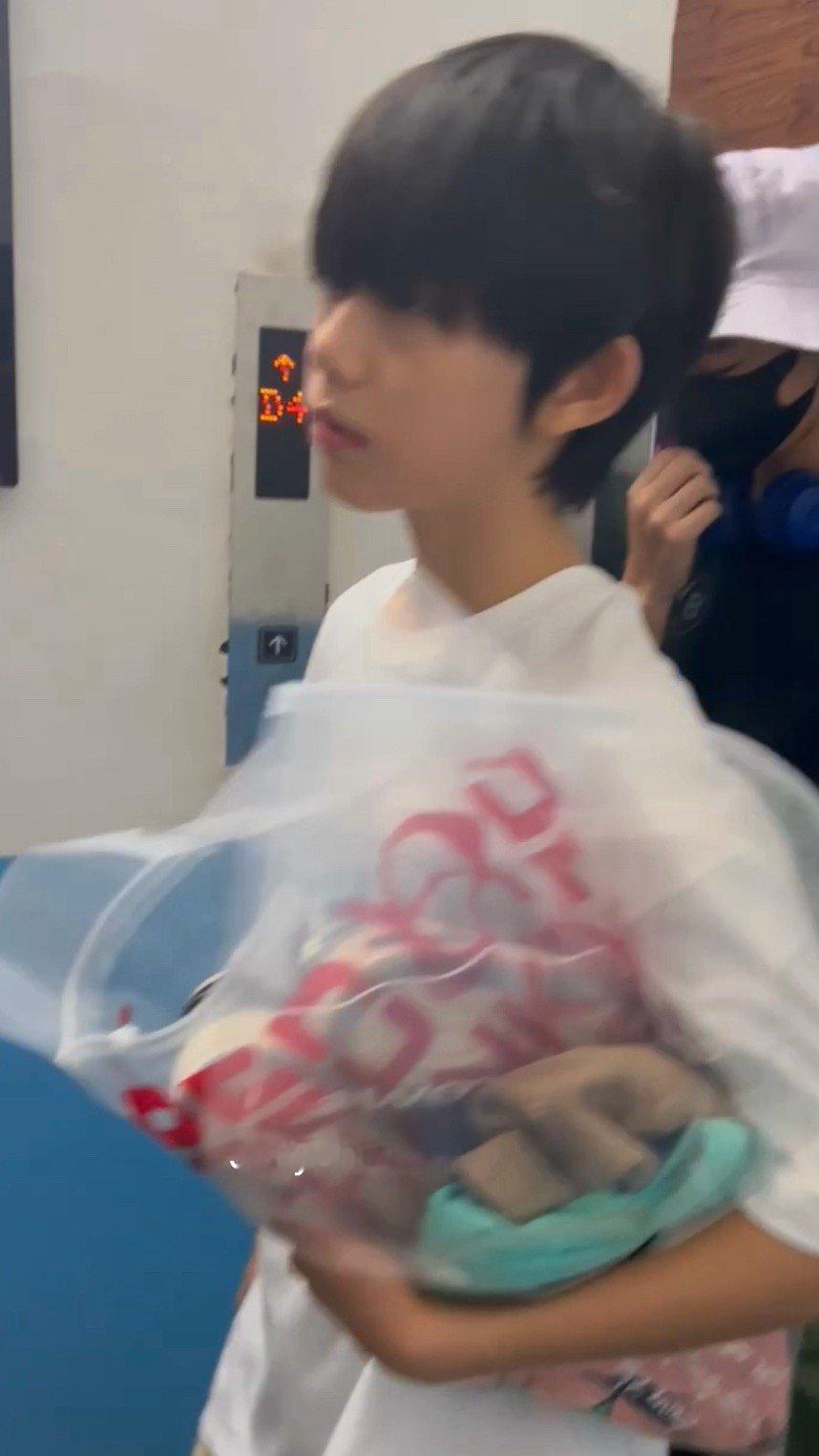 吸食23年的馒 