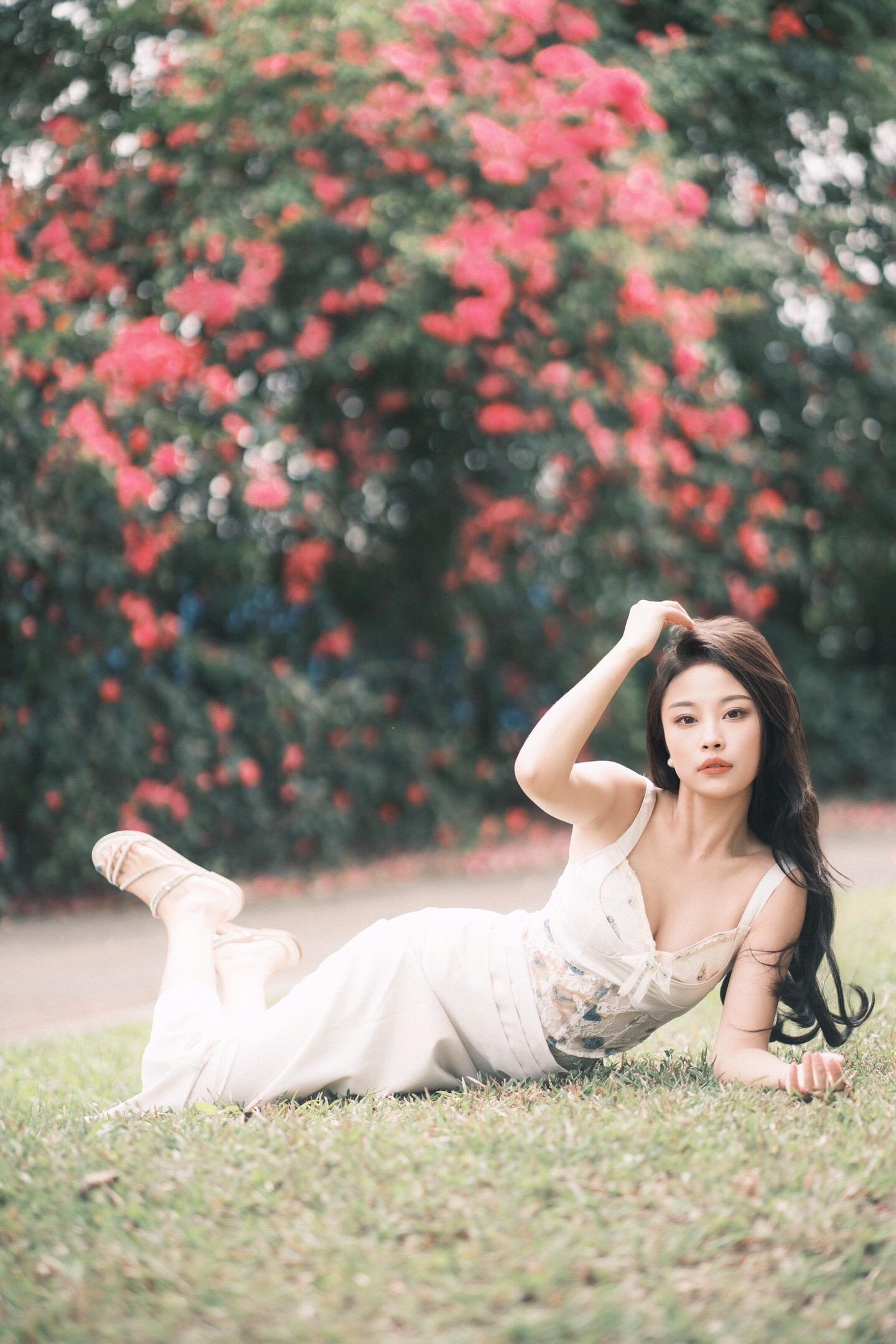 任何人管不了任何人 但是爱你的人会自愿屈服