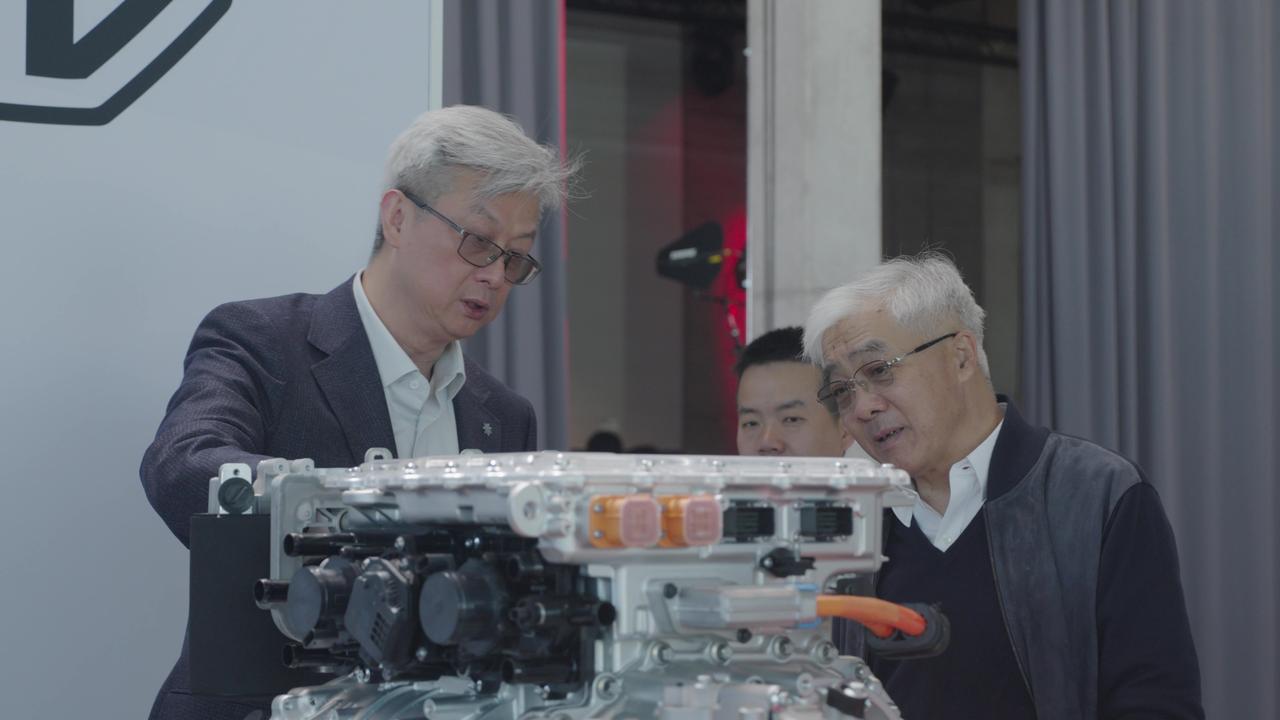 上汽MG欧洲工程中心落地！半固态电池+混动黑科技，太炸了
上汽MG这次真的玩大了