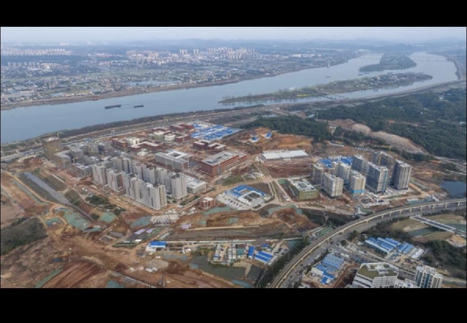 湖南大学科创港
湖大科创港校区最新航拍，大门雏形已现…6月竣工，9月第一批开学。