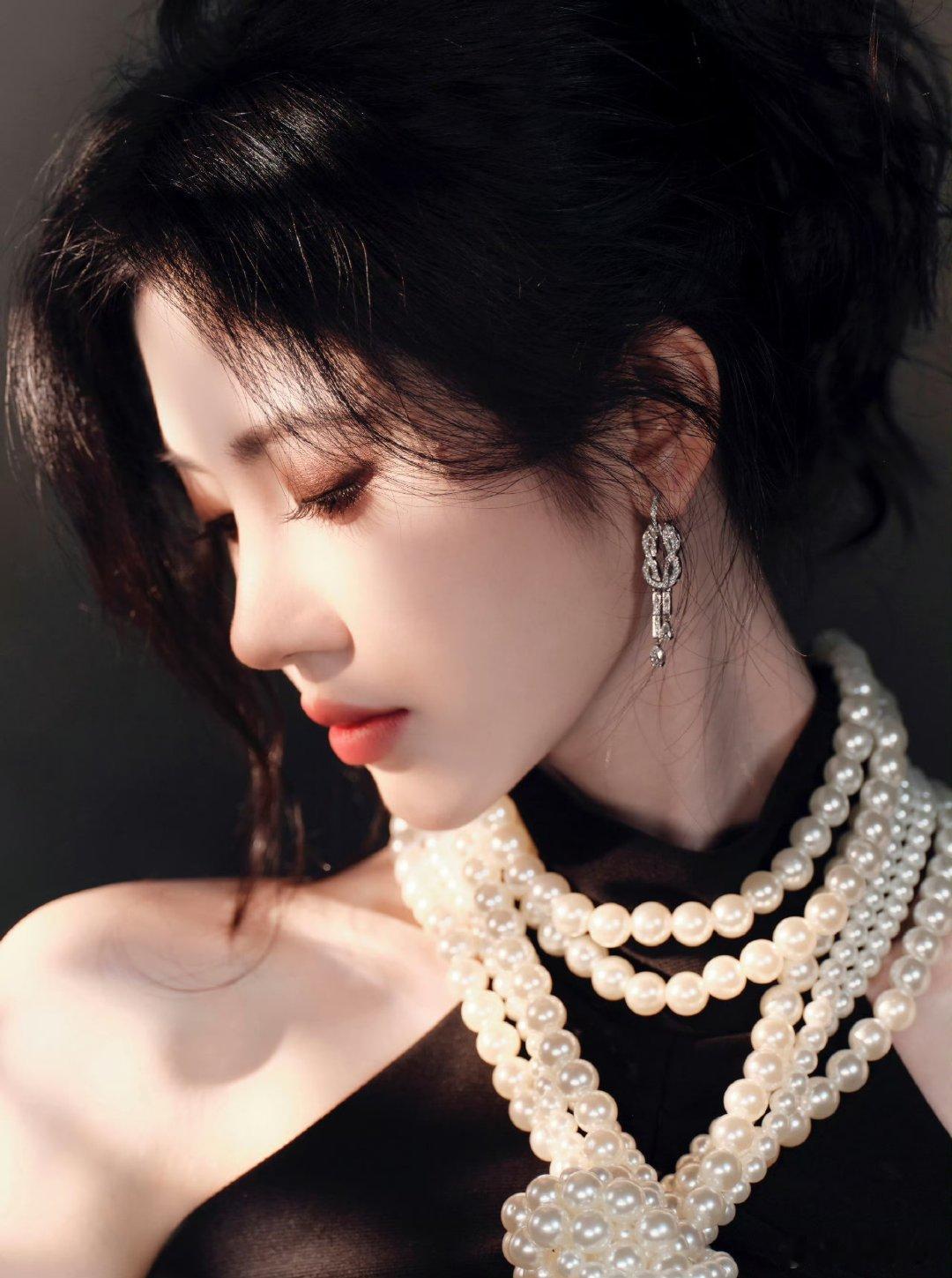 鞠婧祎 什么时候状态不好呢 臭屁小鞠上线超可爱！直言什么时候状态不好，害羞笑的小