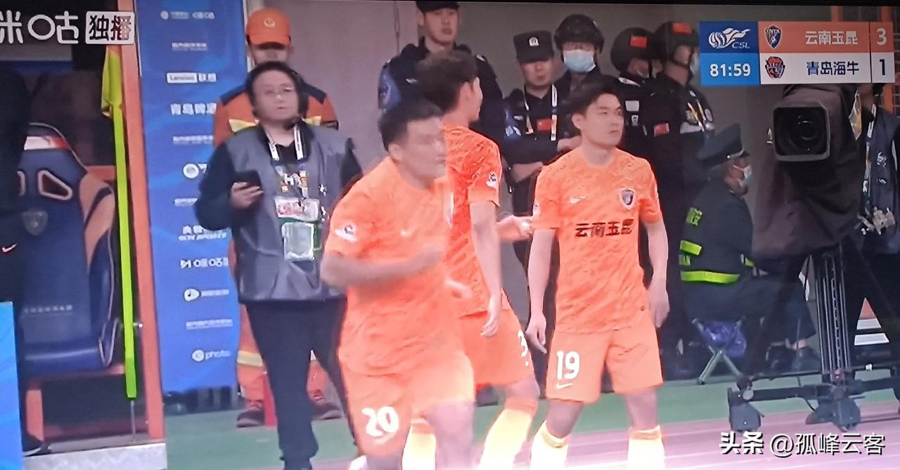 真不知道黄紫昌加入云南玉昆的目的是什么，到最后还不是混个替补，还没有在河南队的存