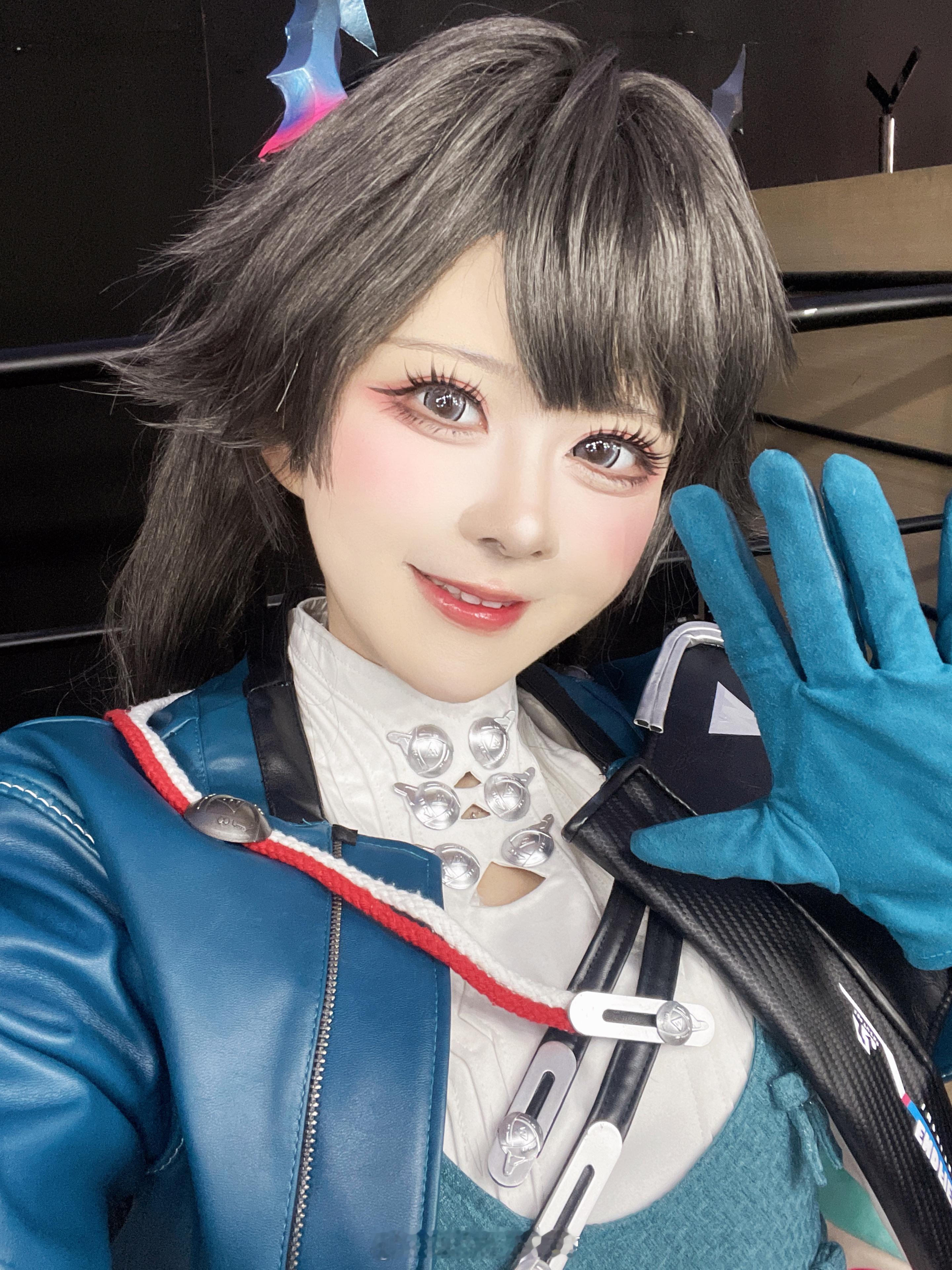 #明日方舟终末地[超话]##明日方舟cos##chinajoy# 这四天都在n2