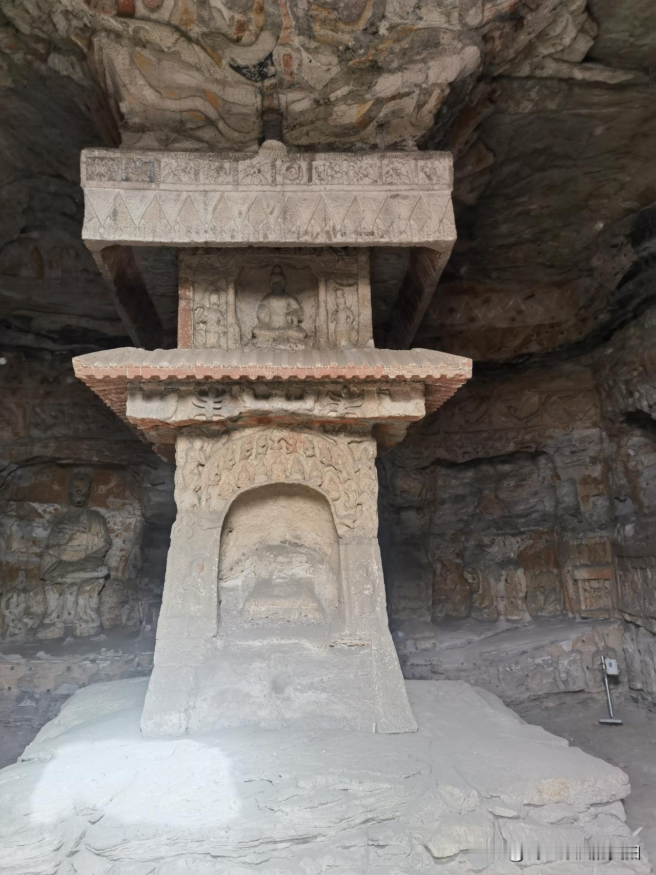 云岗石窟第一窟内部曝光