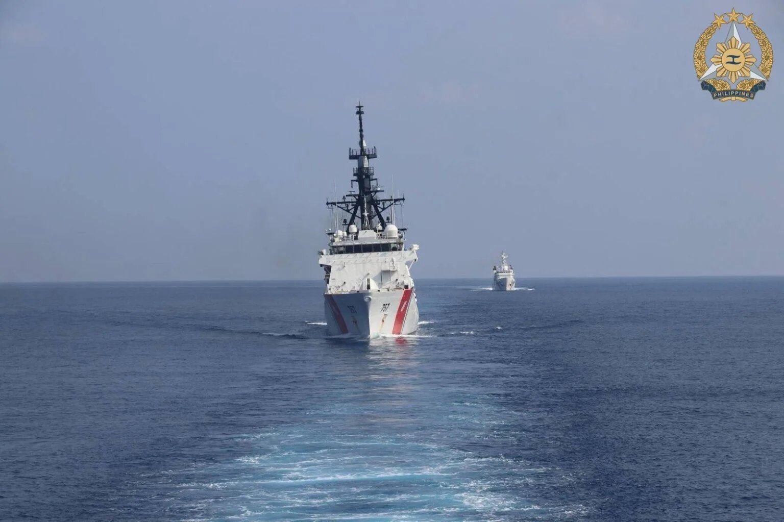 美菲在黄岩岛附近海域举行联合巡航——USNI等媒体报道，5月26号～30号，美国