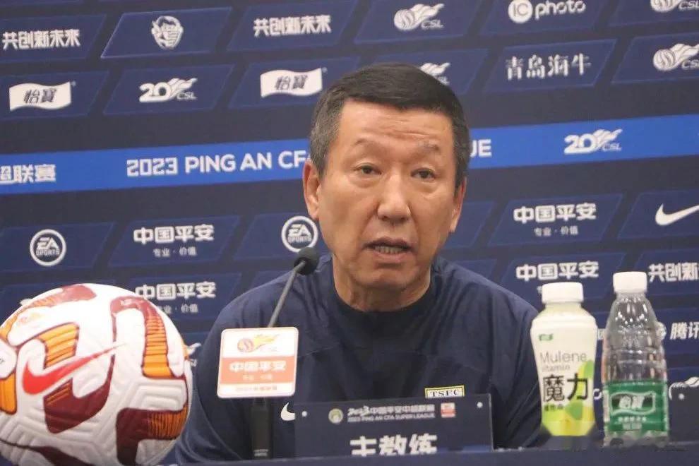 钦点国脚加盟，崔康熙为下赛季争冠开始着手物色新援目标。
  泰山队阵中目前最让崔
