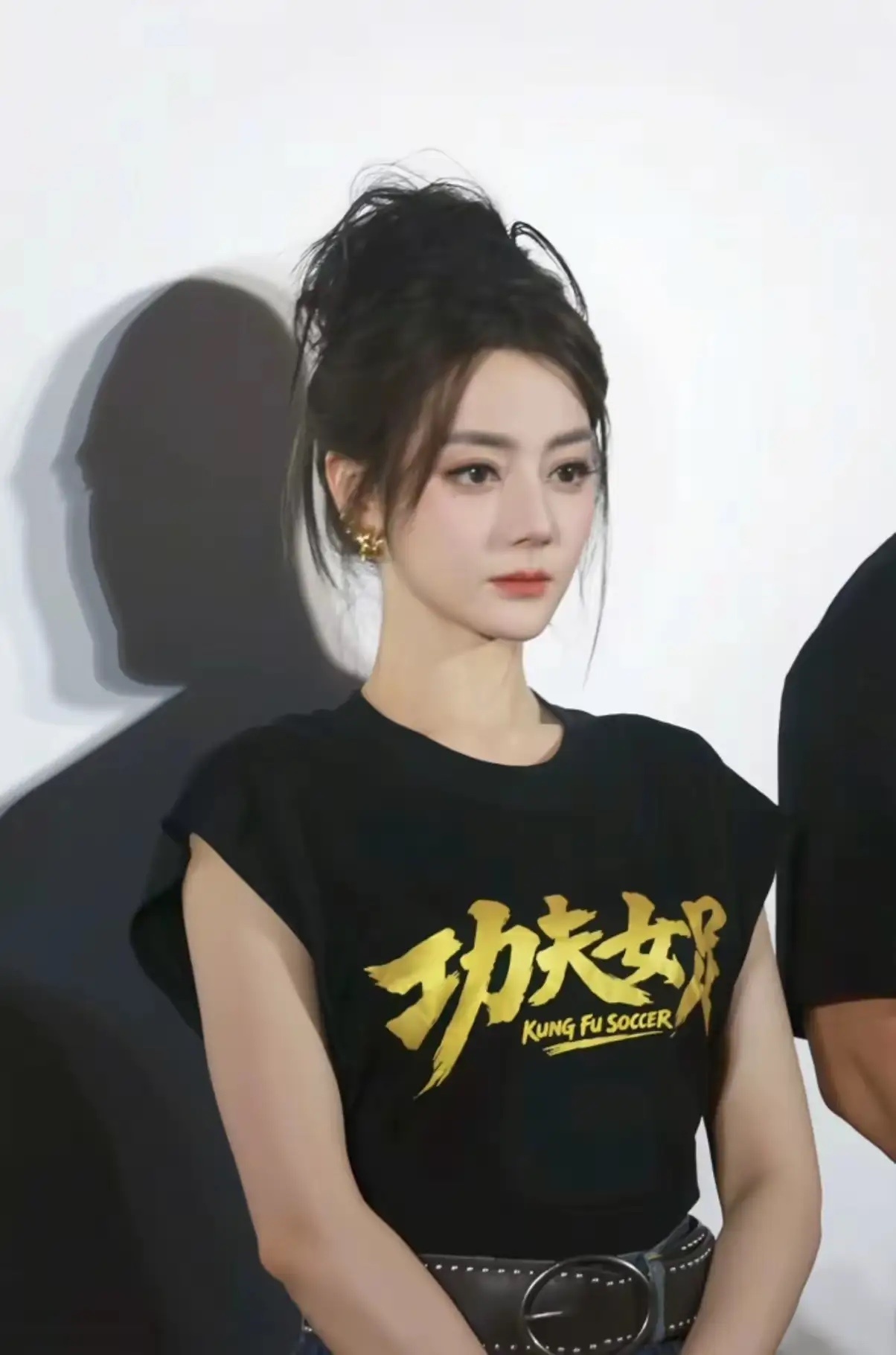 内娱终于出了个可怕的演员，迪丽热巴，不是说她的演技，而是说她简直就是为了女主而生