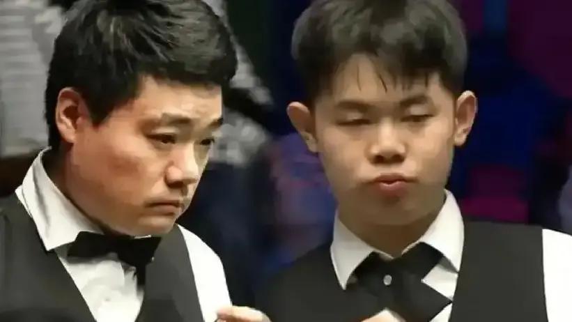 2025斯诺克单局限时赛决赛日，中国选手就袁思俊冲进八强。
 
之前1/8决赛他