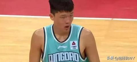 有人说，杨瀚森没有用心对待NBA，杨的手臂比黑人的更粗一圈，但在对抗上却处于下风