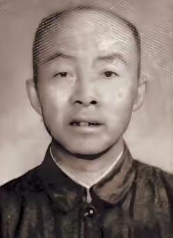 1936年，刘亚楼的警卫员谢志坚不幸落到敌人手里，就在谢志坚思索如何脱身时，一个