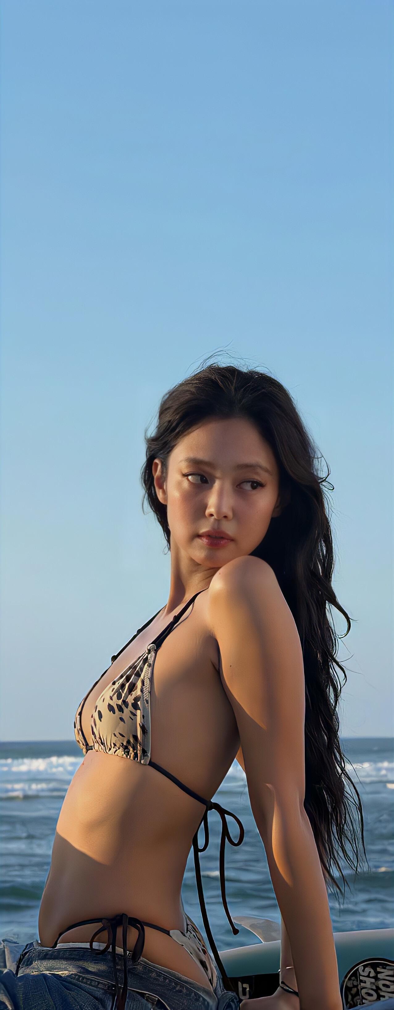 JENNIE更新👙，适合当壁纸 