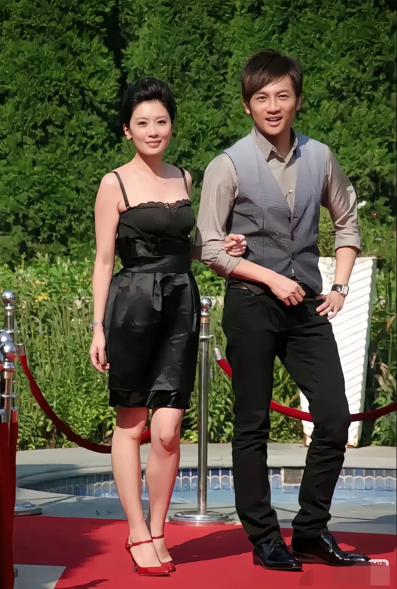 年轻时候的贾静雯和苏有朋，又帅又美