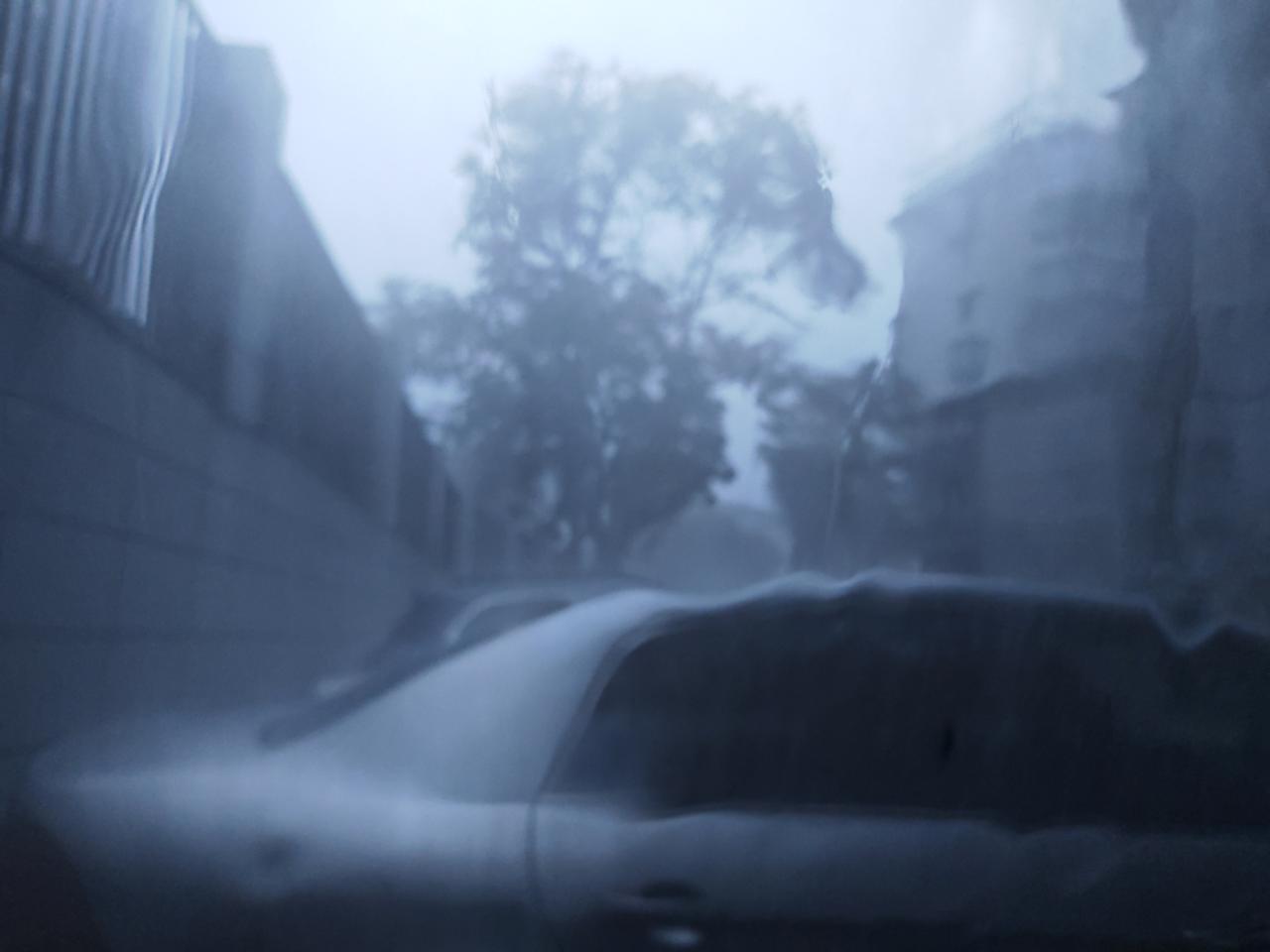 福州鼓楼一带，目前大雨中，亲们，你们那边什么情况？