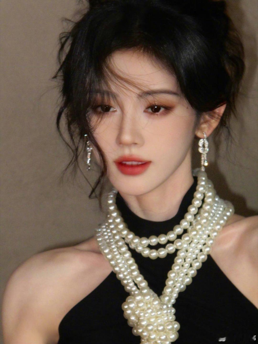 鞠婧祎  jjy鞠婧祎花间令 jjy鞠婧祎杨采薇“在某个不知名的角落许你岁岁平安