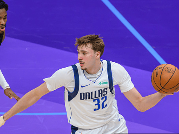 弗拉格上半场24分刷新生涯半场得分新高，此前两次拿到21分