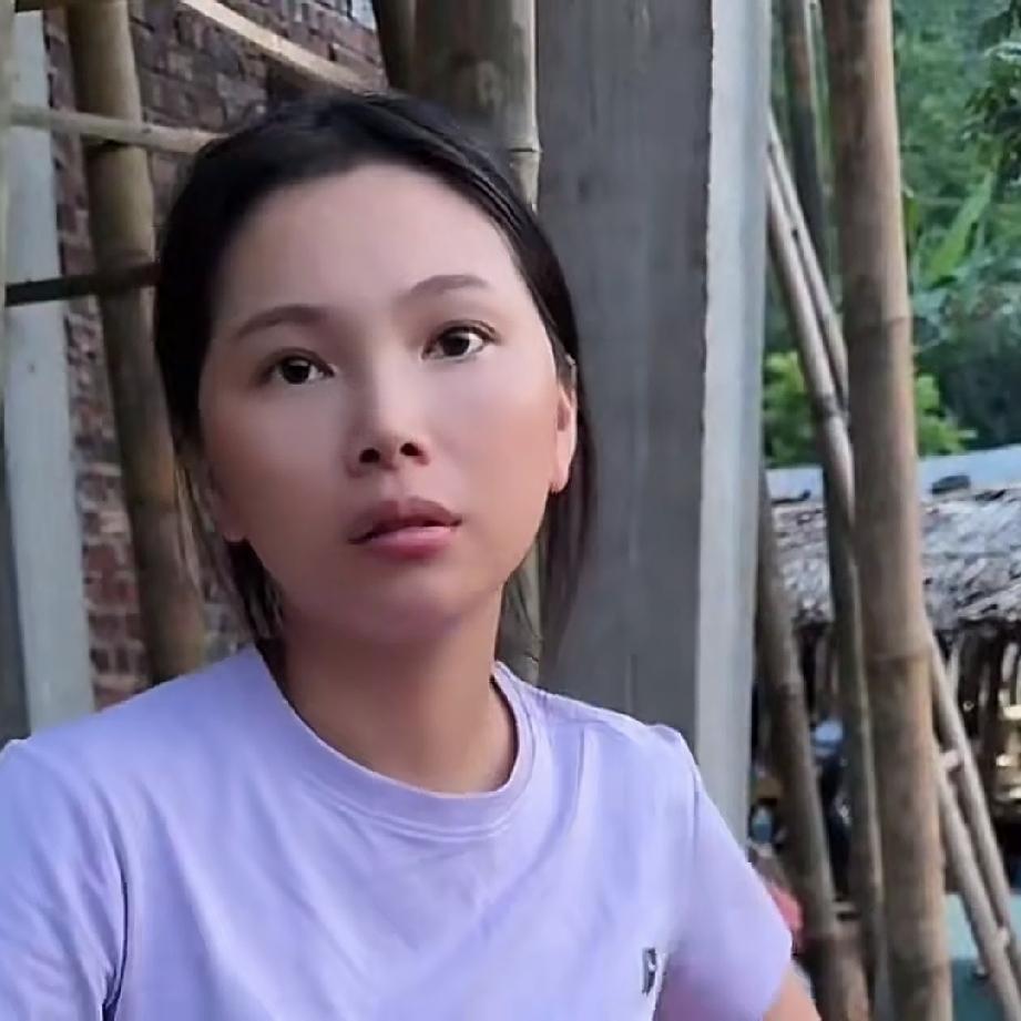 在越南盖房子的主播，最不容易的就要数小潘和小秋。他们在越南给小叔盖的房子，现在终