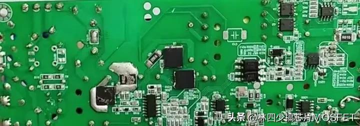 光耦在150W   LED恒流驱动电源上的应用。
#光耦#