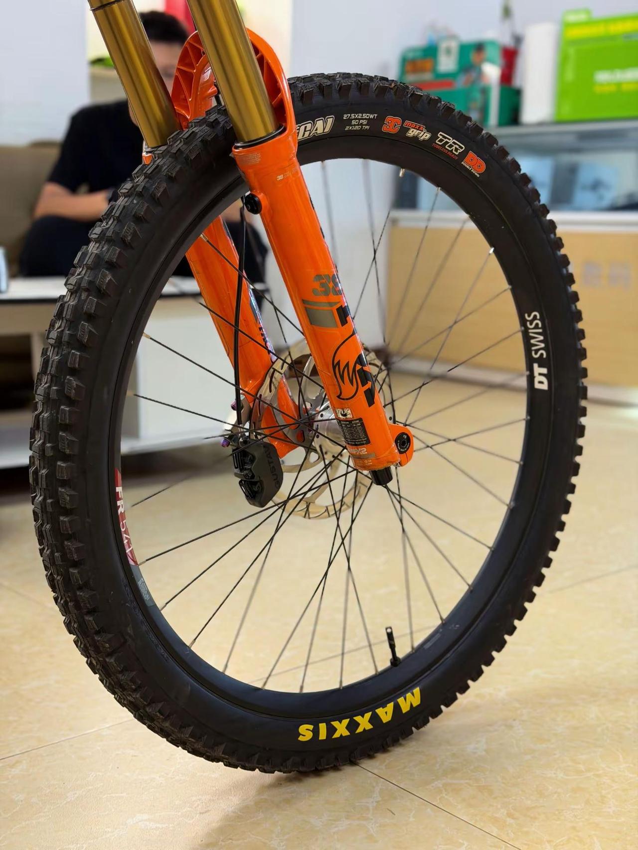 坚决反对‘捧杀’的手段，恶意往高位上架，我只能理解为你是在恶意给我制造舆论风险。