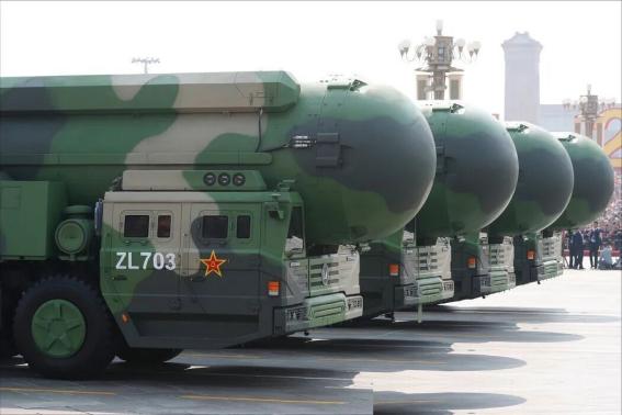 国外军事专家曾经说，若美俄打起来，全球会有50亿人死亡，但如果美国和中国爆发核战