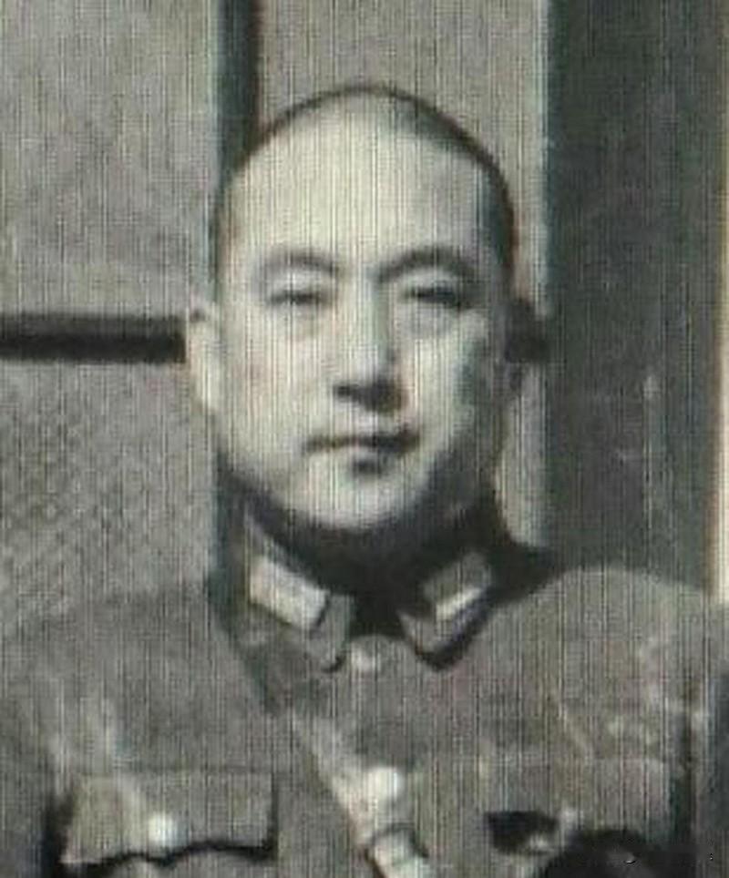 1949年初，程潜劝国民党宪兵司令张镇起义，张镇说：“当年陈诚、戴笠要置我于死地