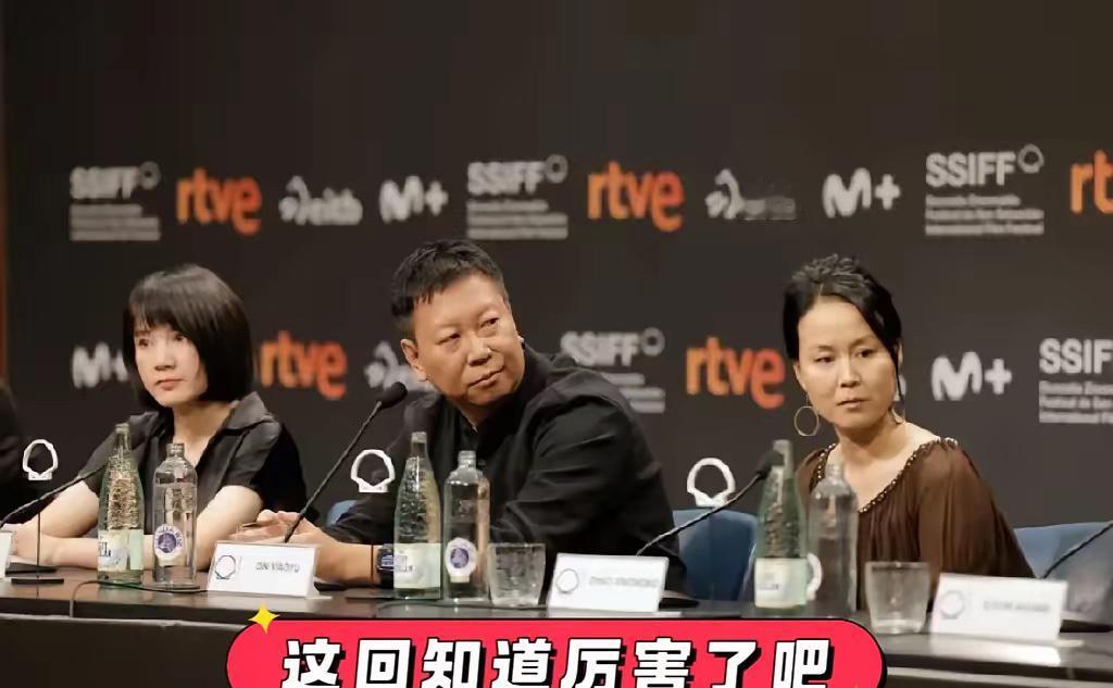 5月10号那天起，网上就开始不对劲了。到了15号，举报信直接把评论区淹没。主创团