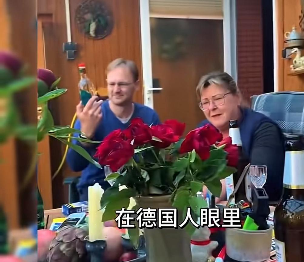 为什么跟德国人聊发财，他们会认为这是一种傻子的行为？

在德国人的观念的钱够花就