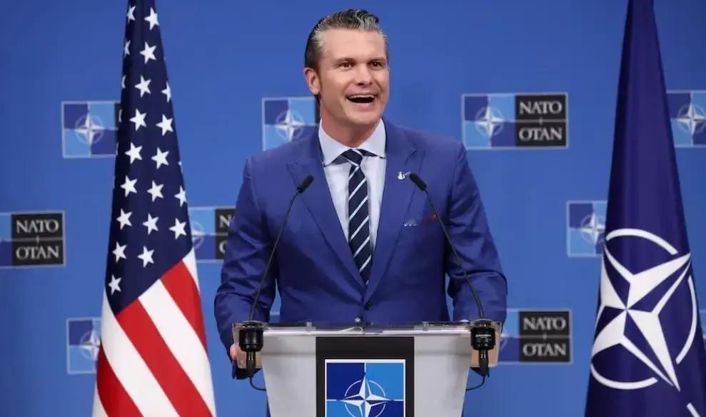 就在刚刚。
 
美国参议院突然通过了一项涉台法案。据多家媒体报道，内容牵涉军援、