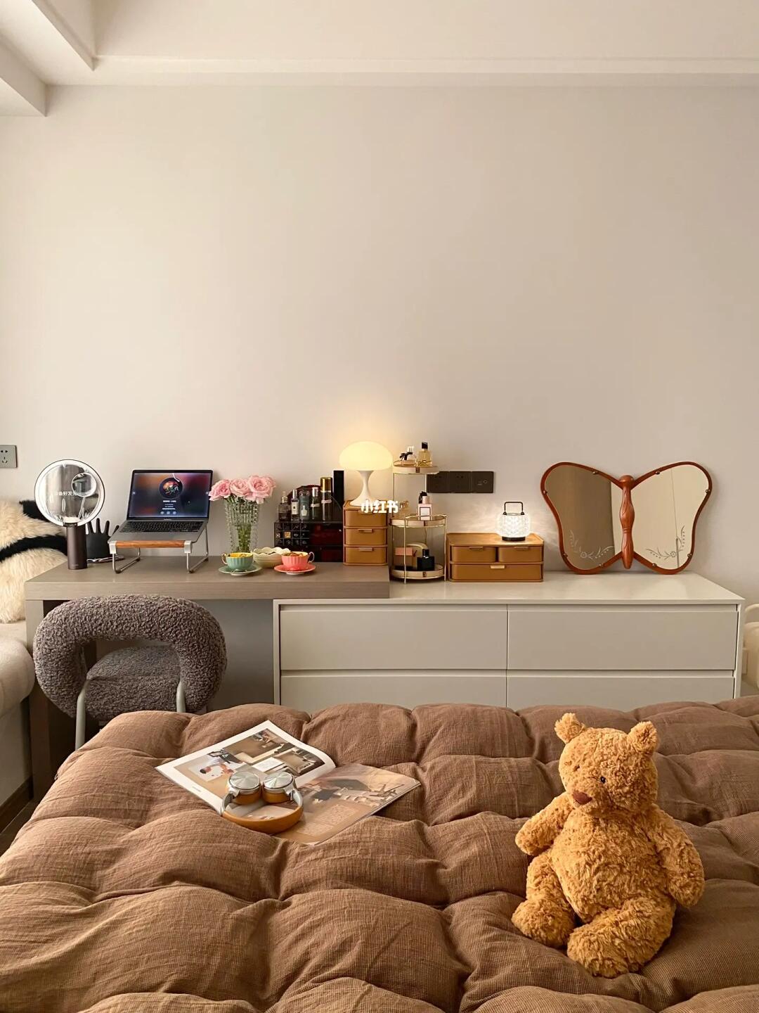 27岁女生的小房间，一觉睡到自然醒好酥服🤩