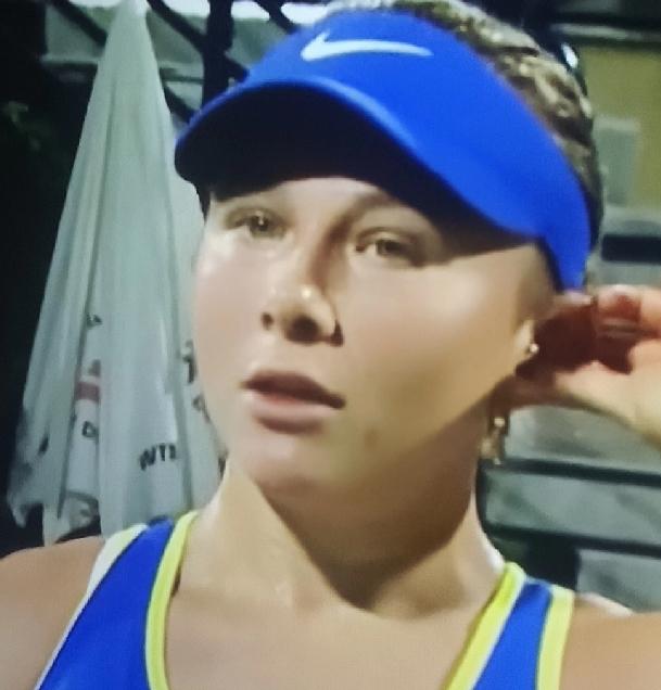 爆冷出局！阿尼西莫娃0-2 遭本西奇横扫，无缘迈阿密八强！
      北京时间