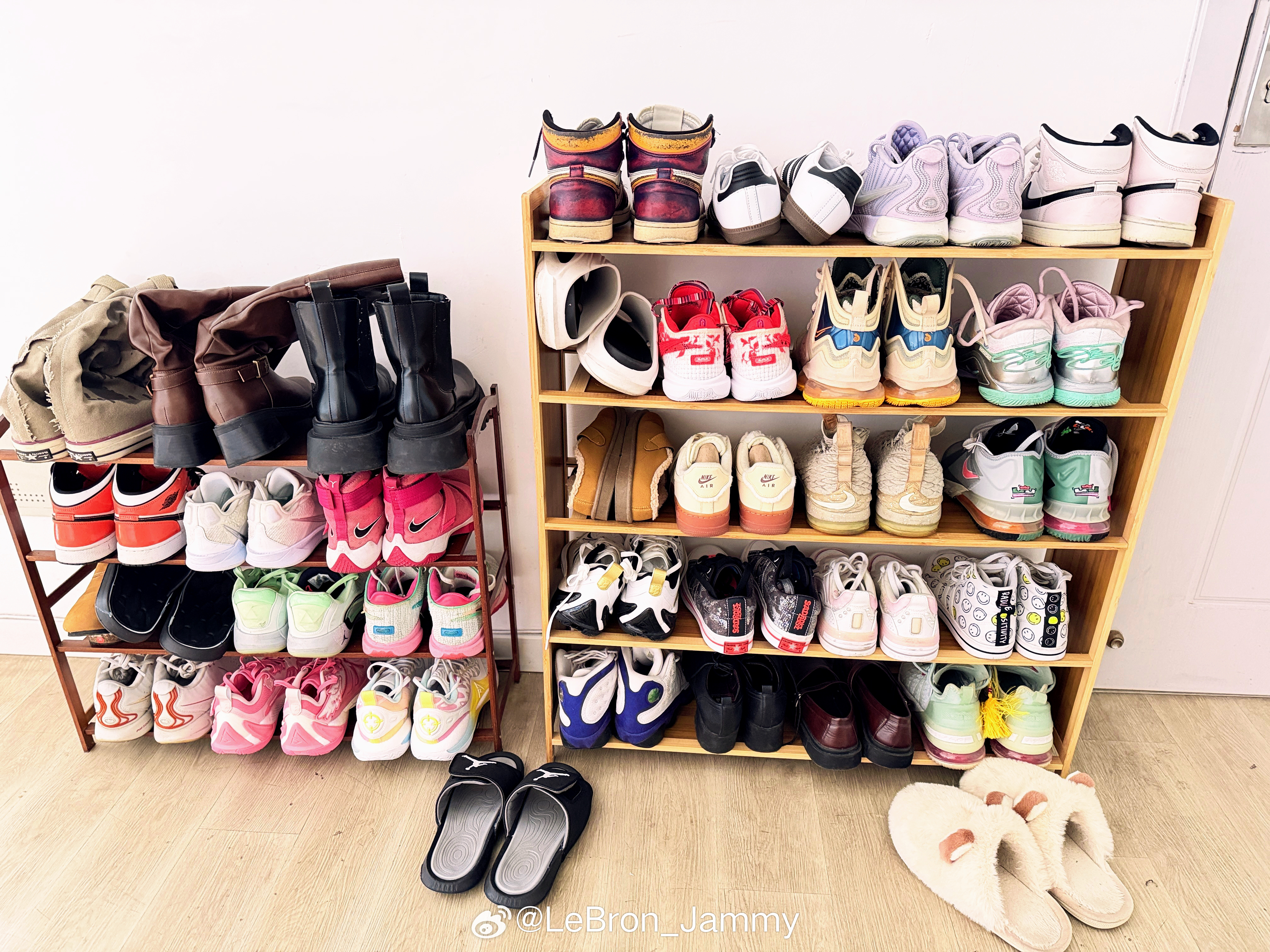 抛弃掉透明鞋盒后，发现鞋架也快不够放了