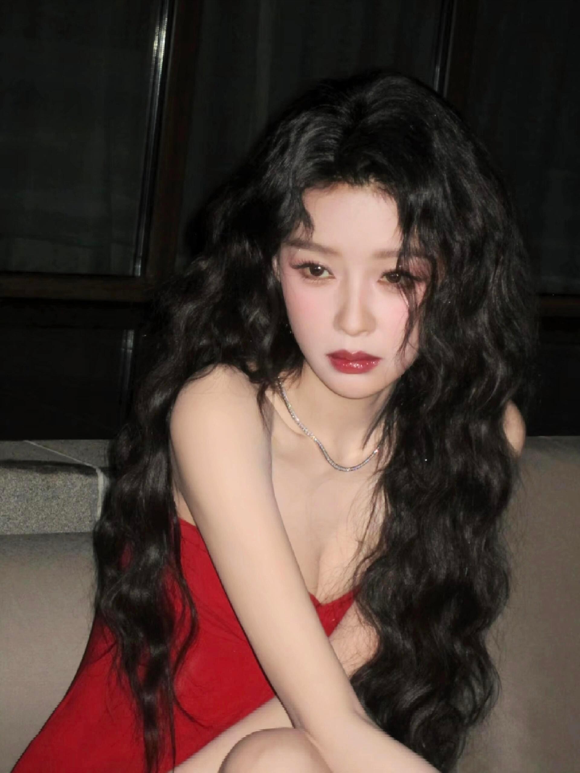 孙怡陈瑶你俩帅晕我了 孙怡陈瑶穿白色西装？这不是要把我帅到直接进ICU吗？双A门