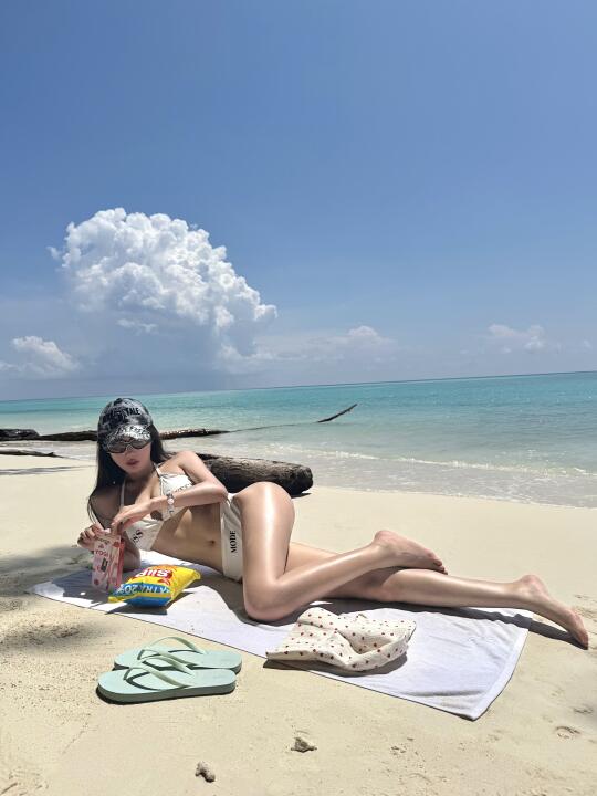 𓇼𓂂𓈒Busy tanning🏝️海岛女孩的一天👧🏽