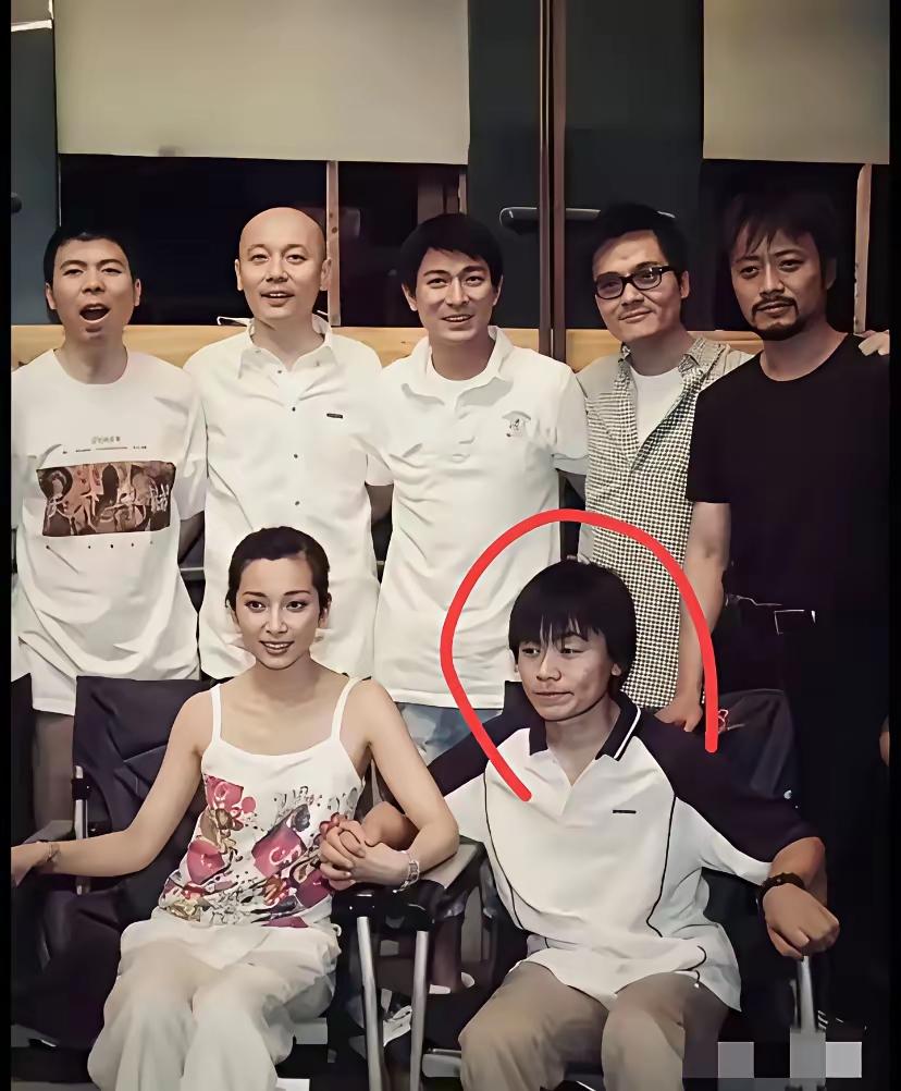 这个人怎么看着那么像王宝强呢？