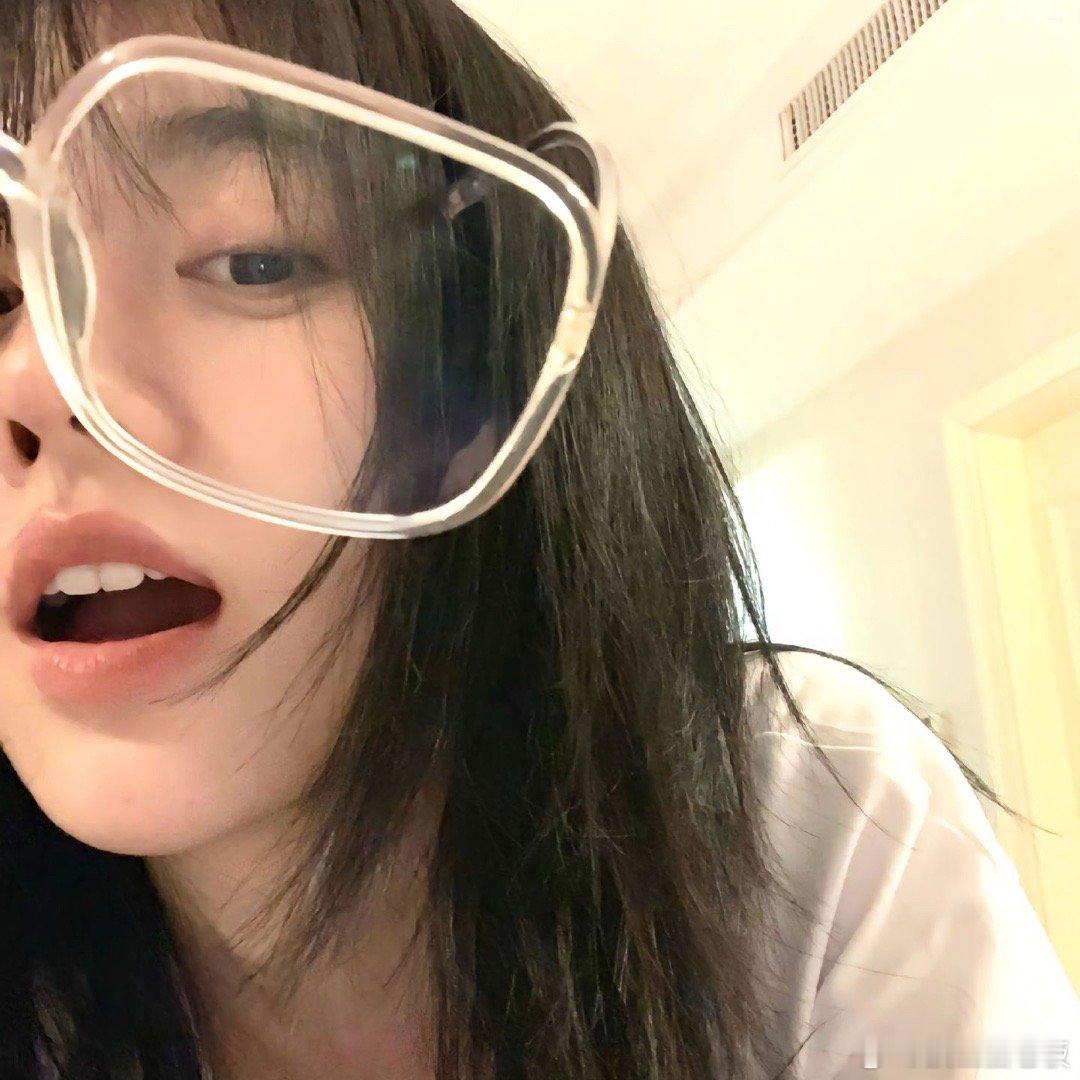 鞠婧祎[超话]   鞠婧祎的神级壁纸合集，每一张都长在我的心上去了鞠婧祎｜ 