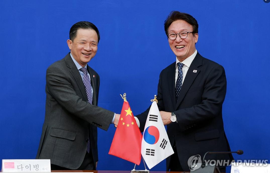 APEC邀请函发了，建交35周年也提了，中国把话说透：门开着，进不进看你自己。
