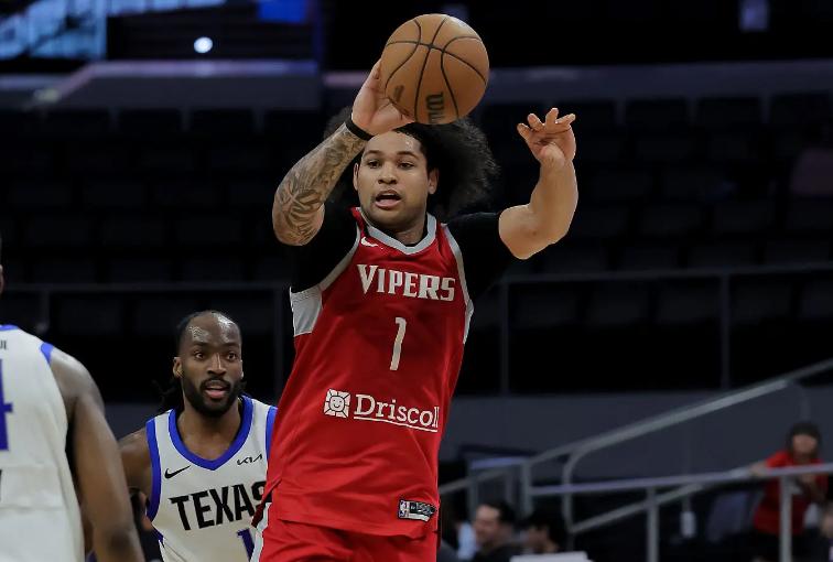 火箭老熟人在上赛季中期回归大号毒蛇后的表现并不理想。不过本赛季NBA发展联盟比赛