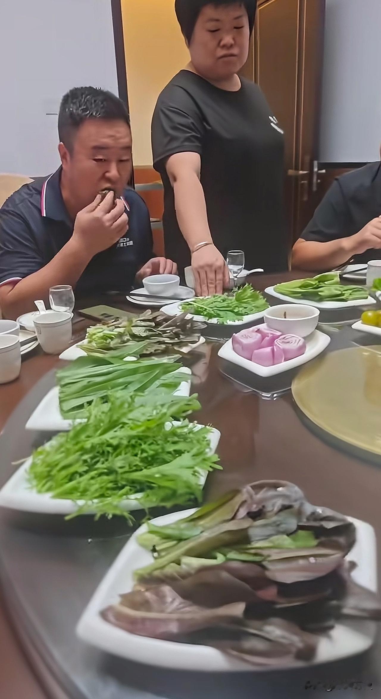 简简单单又是一餐[捂脸]