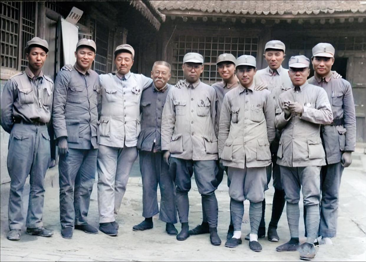 勿忘国家先烈。