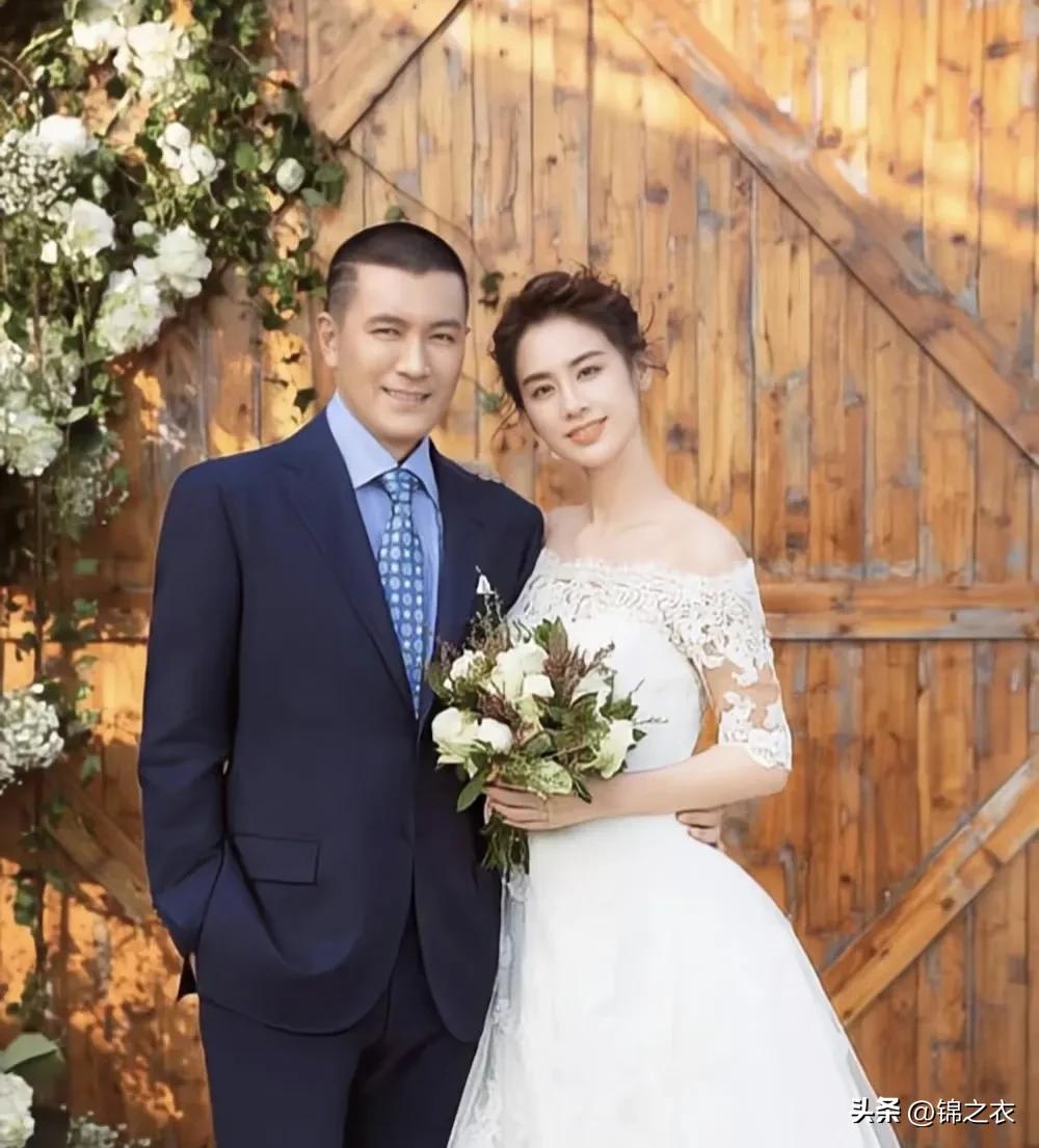 有网友说，杨子和黄圣依当初上离婚综艺，我以为他们是为了带货，结果却是真的离婚了。