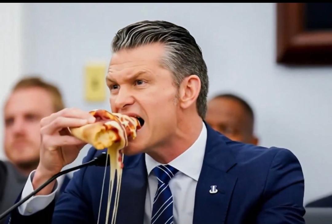 美国战争部长赫格塞思今天（北京时间10月6日）回应了“五角大楼披萨指数”。
福克