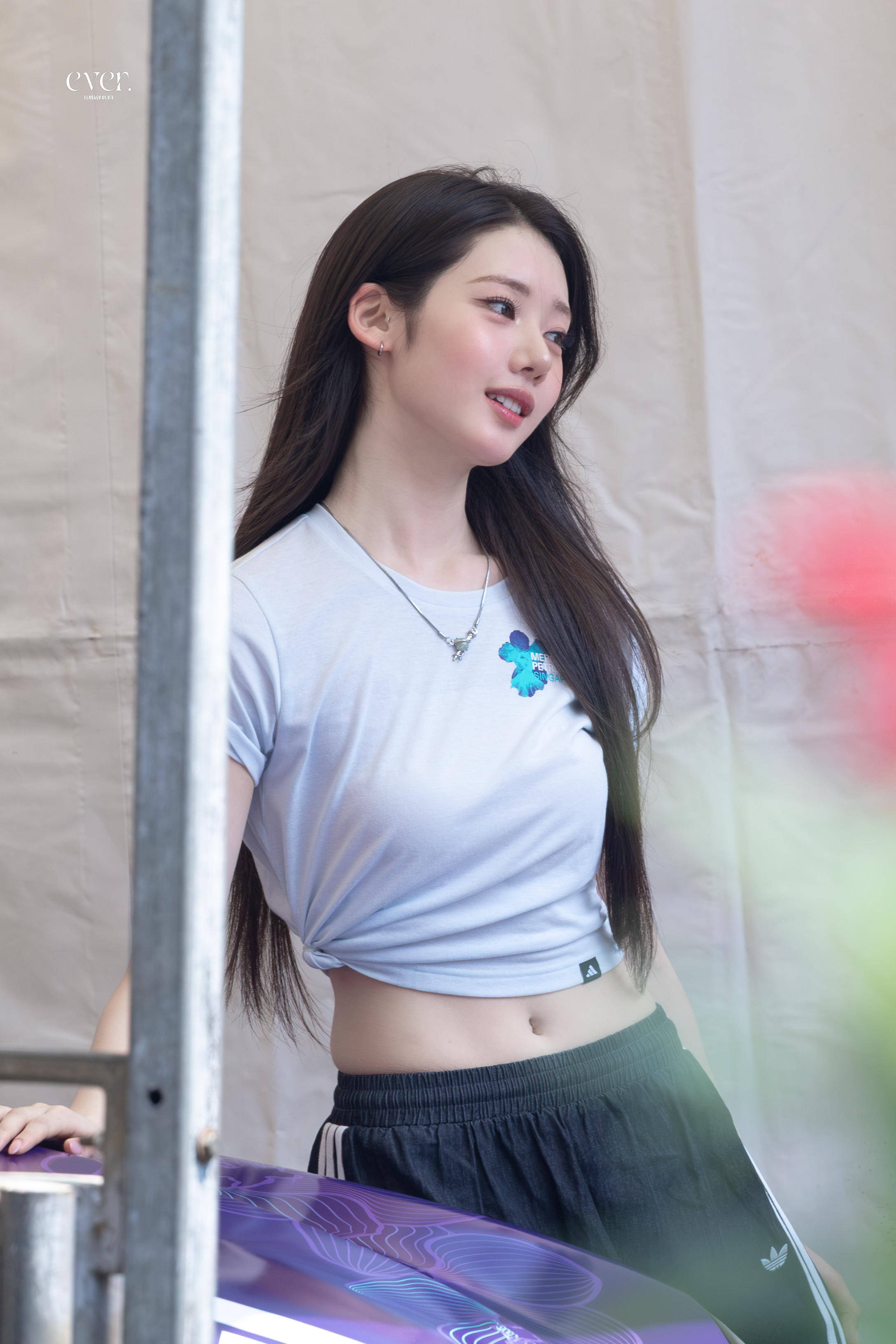 一直在散发魅力🤩©️ever_rora ​​​