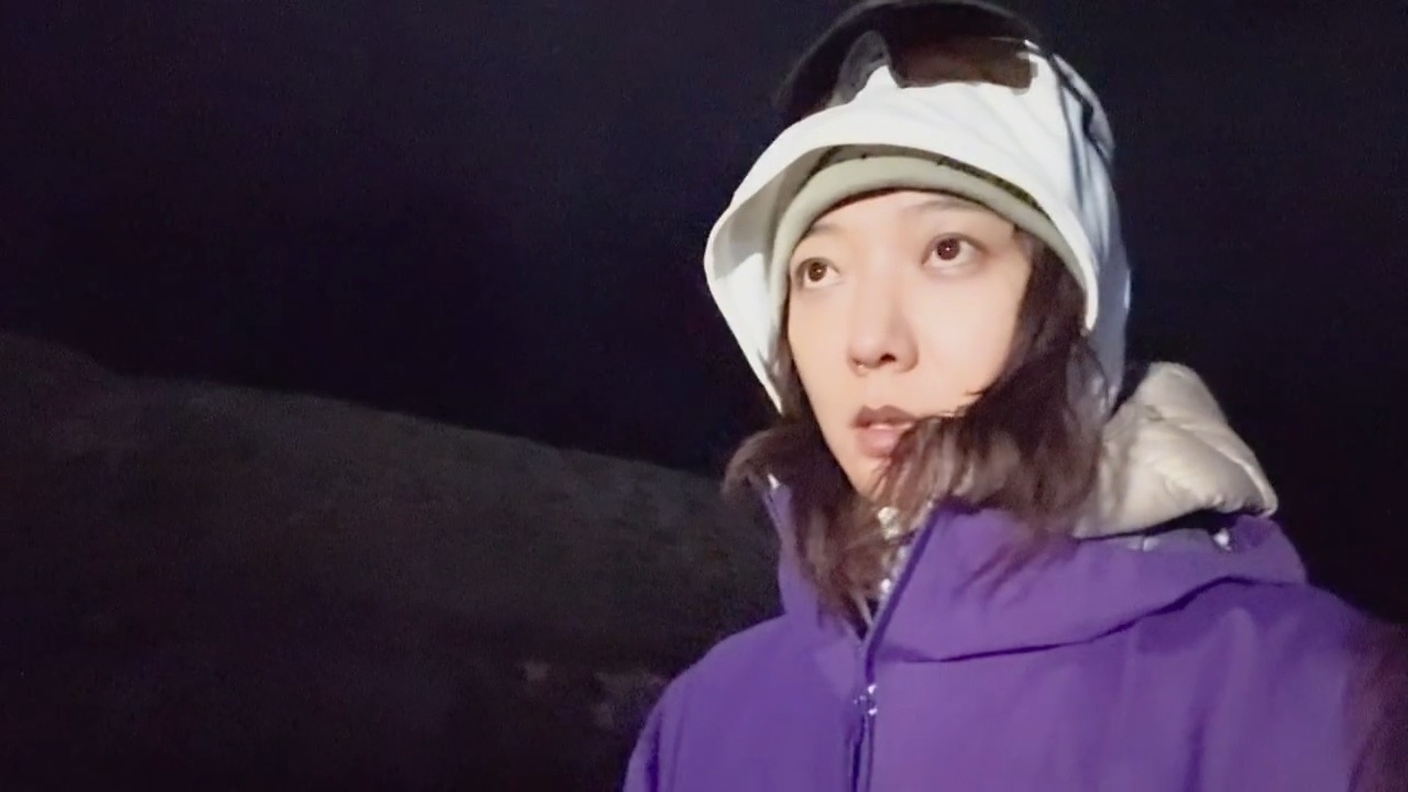 刚开始还以为宝宝戴了个熊猫帽子原来是把防风镜戴头上了不仔细看好像个🐼啊 