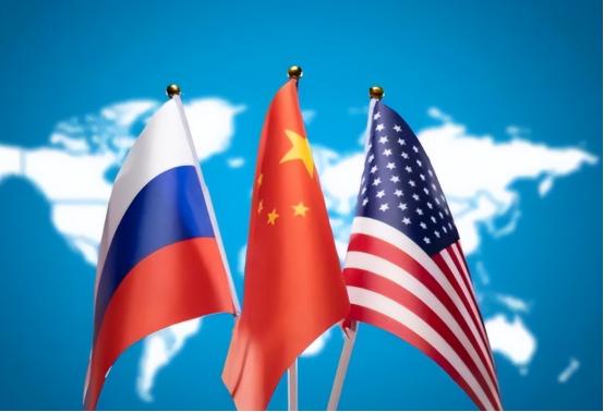 俄内部吵翻了天！专家集体怒怼中国没全力站队？嫌我们还跟美国做生意？吐槽普京访华白